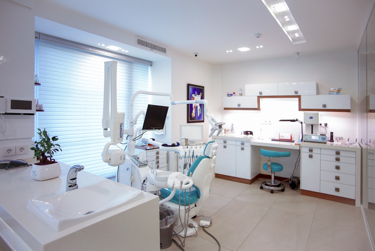 Full Mouth Reconstruction in Albania: Transform Your Smile Completely